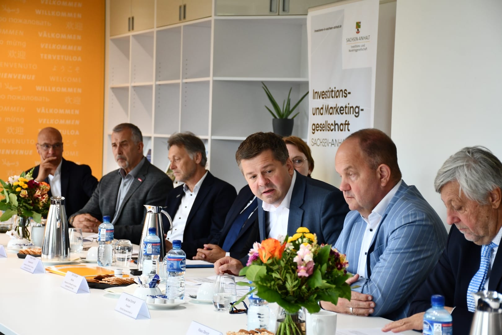 Minister Schulze auf der Pressekonferenz